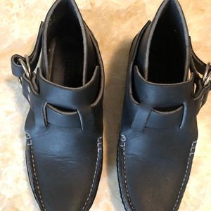 Quoddy Women’s Black Leather Ring Ankle Boots